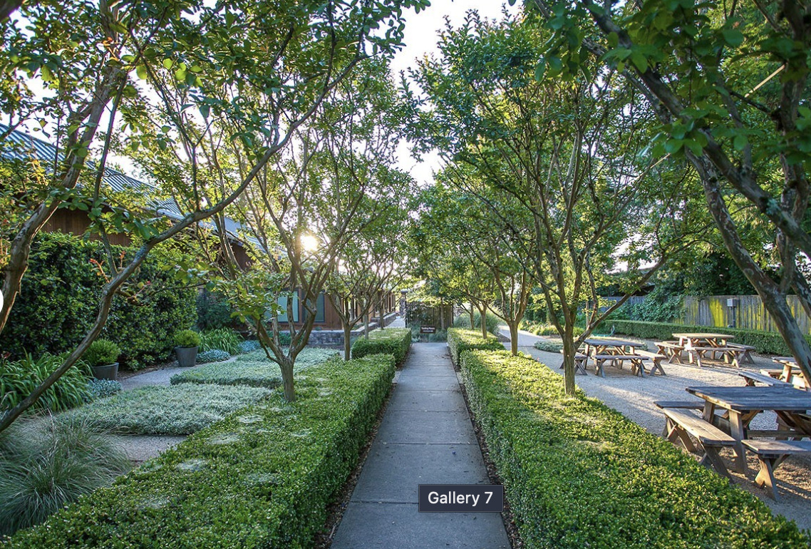 Rochioli Vineyards & Winery Rochioli Vineyards & Winery