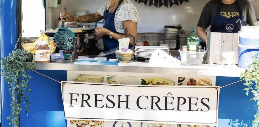 An Evening of Bubbles & Crepes