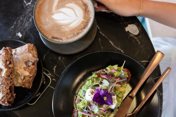 5 Must-Visit Coffee Shops in Healdsburg for Your Inner-Gilmore