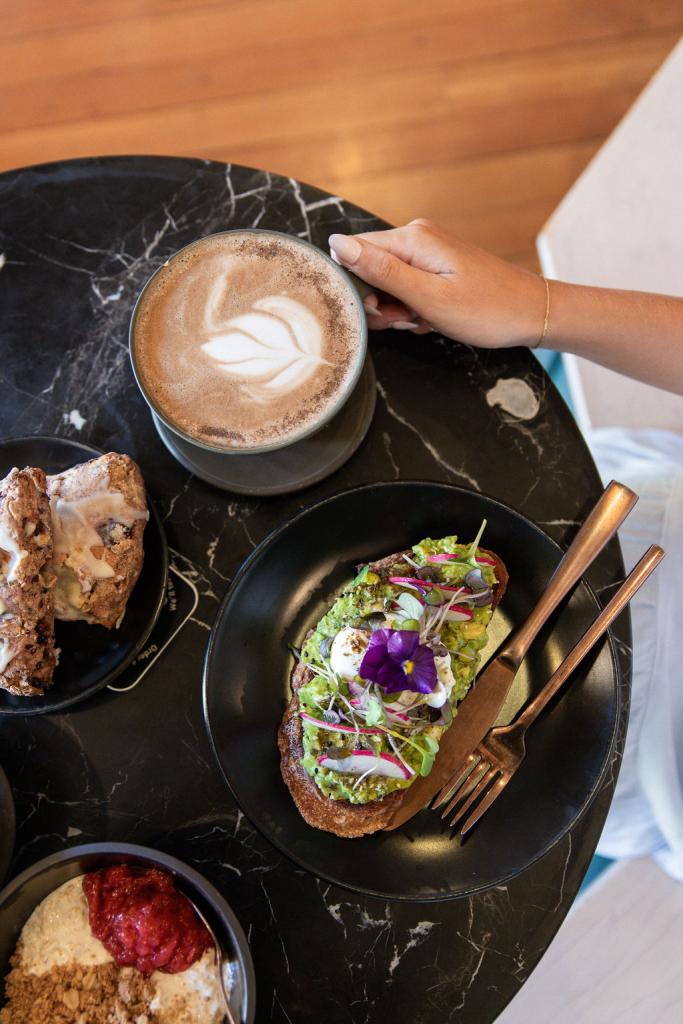 5 Must-Visit Coffee Shops in Healdsburg for Your Inner-Gilmore