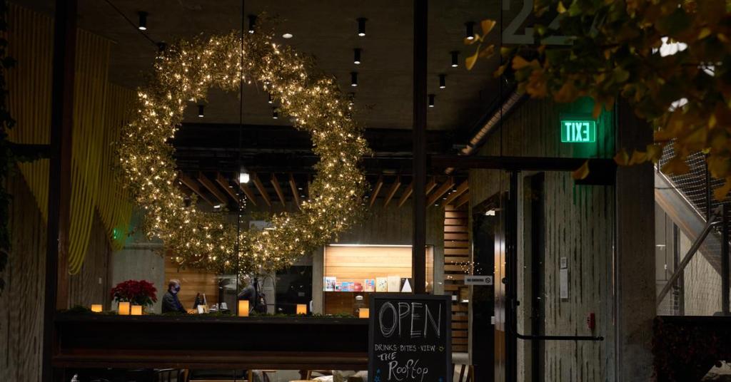 Holiday Cheer at Harmon