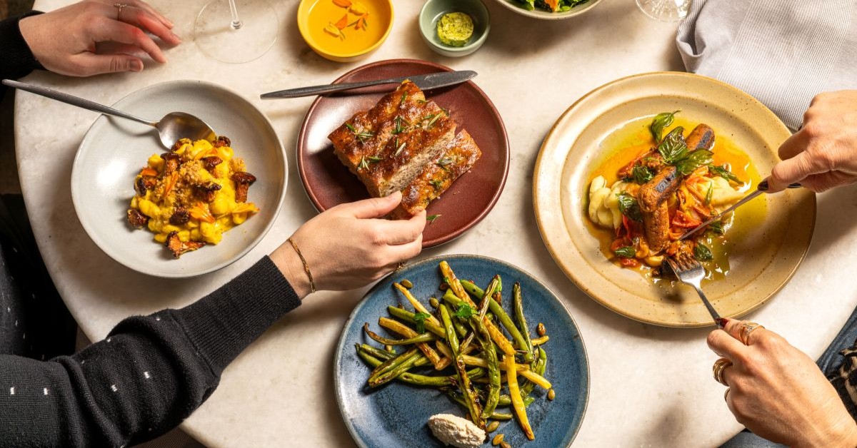 Events Season to Sparkle Kickoff Dinner at Little Saint