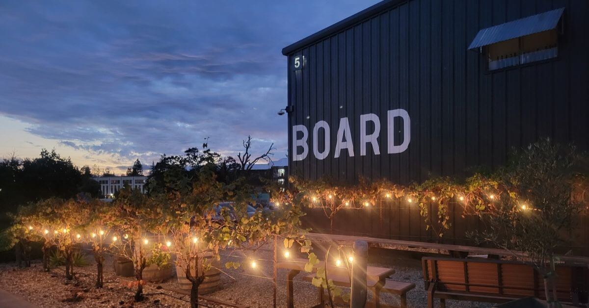 Events Music Night Dinner Party at Longboard Vineyards