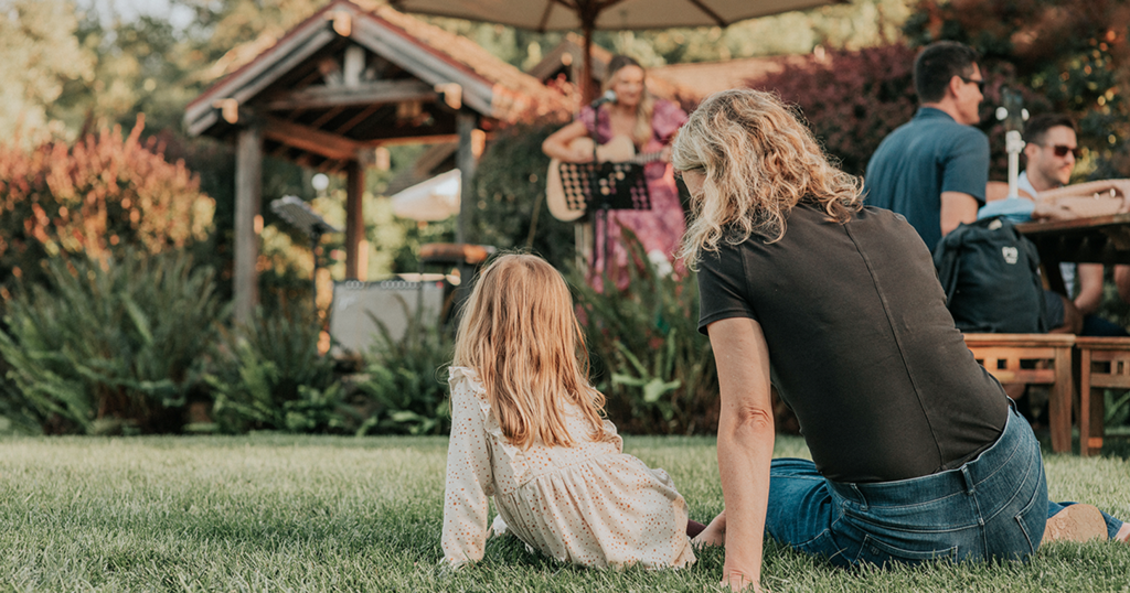 Summer Sundowner Music Series